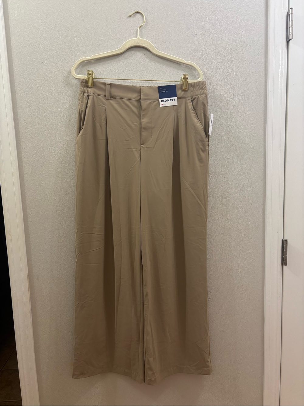 Old Navy stretch high rise Wide-Leg Pants in Khaki Tan